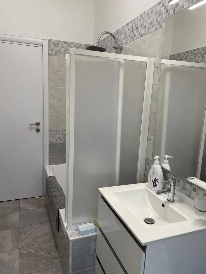 Casa Iris Daire Rozzano Dış mekan fotoğraf